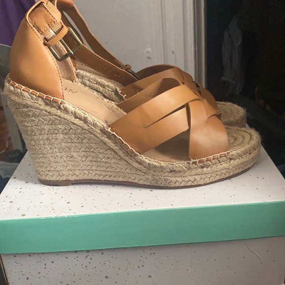Espadrilles - Picture 1 of 5